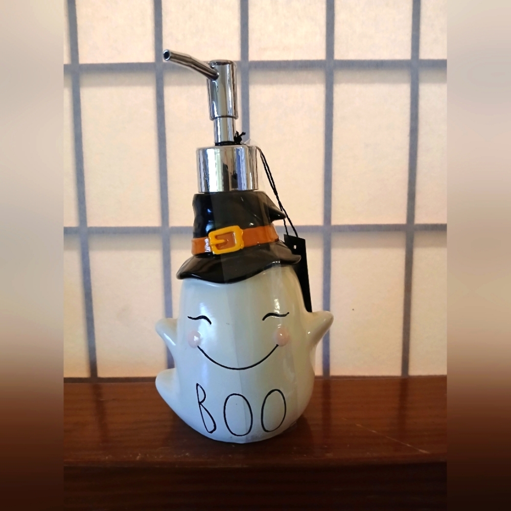BOO ghost soap dispenser